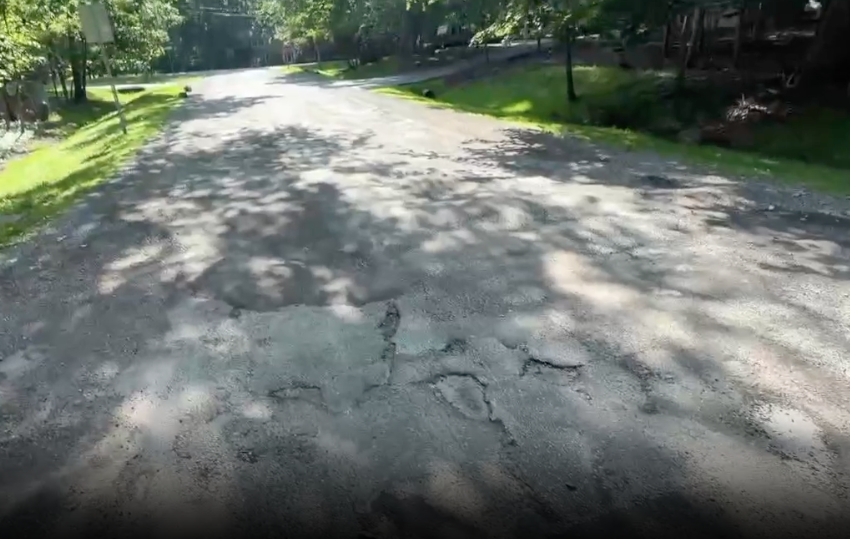 'Give us something': Taking one woman's concerns of a West Bloomfield road to Oakland County Road Commission